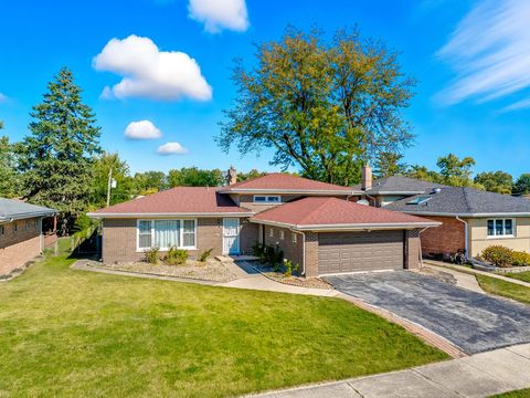 Tiny photo for 452 E 167th Street, South Holland, IL 60473 (MLS # 12586866)