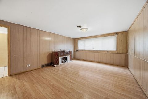 Tiny photo for 452 E 167th Street, South Holland, IL 60473 (MLS # 12586866)