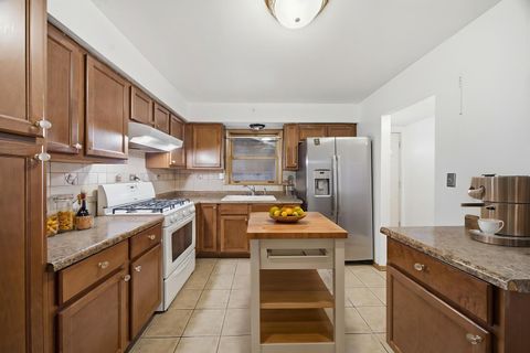 Tiny photo for 452 E 167th Street, South Holland, IL 60473 (MLS # 12586866)