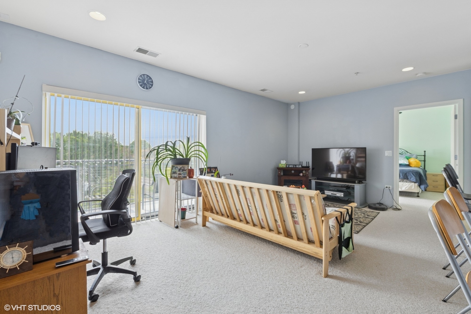 1210 Chicago Avenue 508A