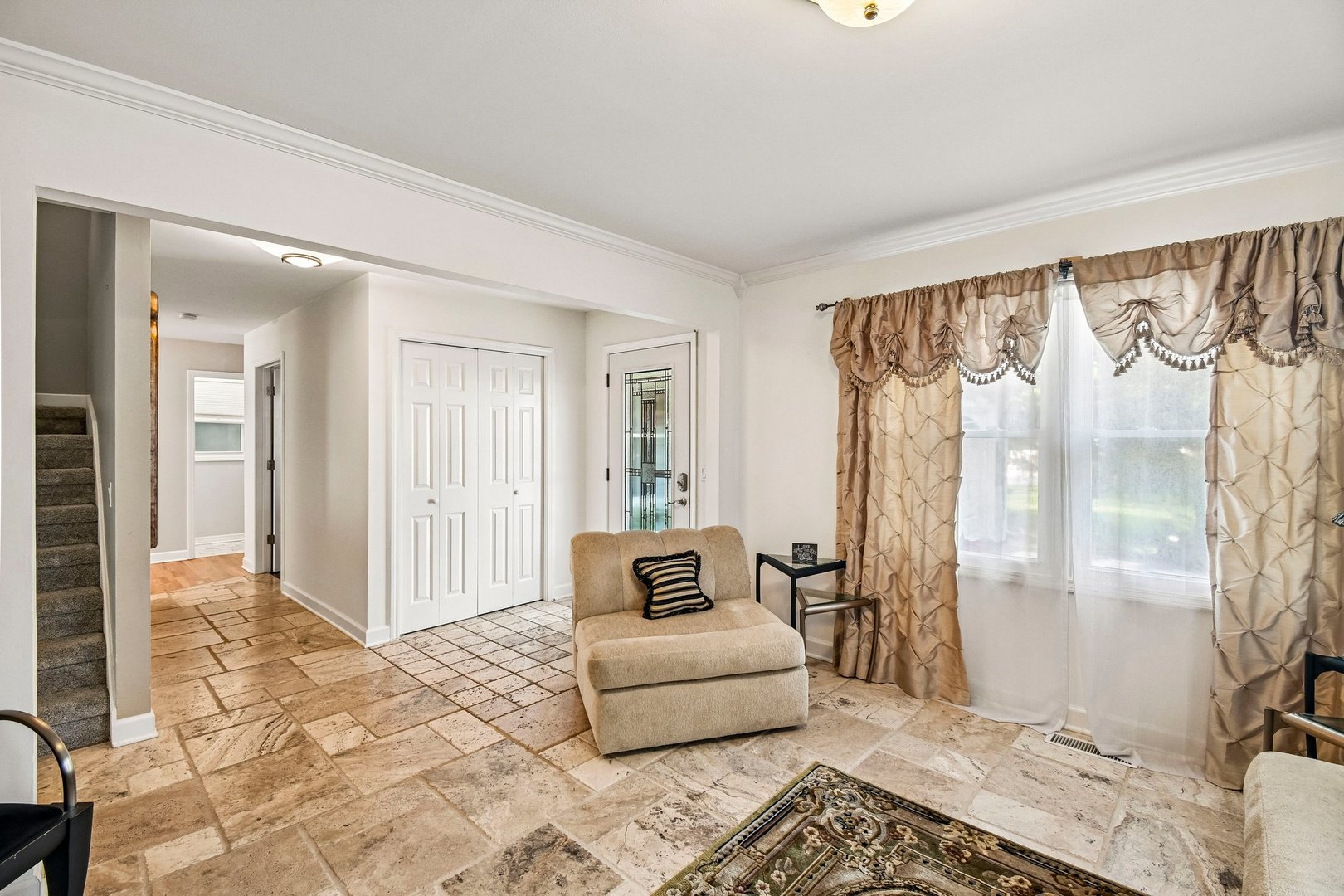 7 Columbus Parkway