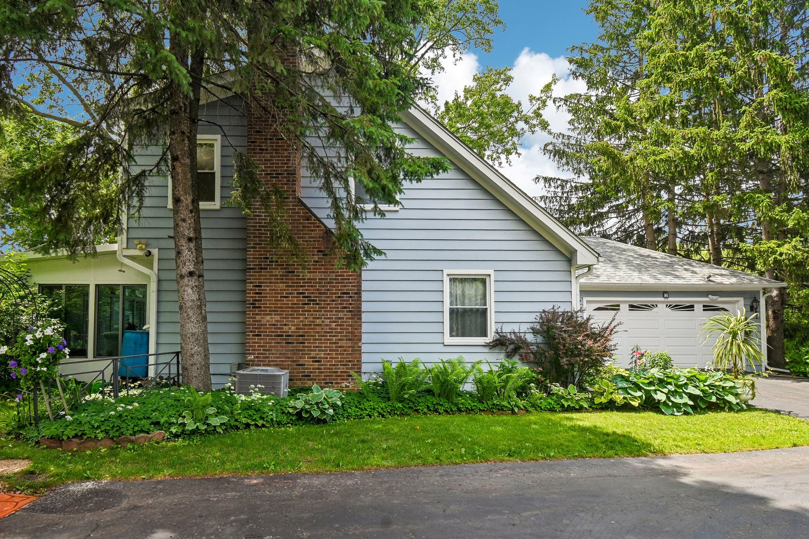 7 Columbus Parkway