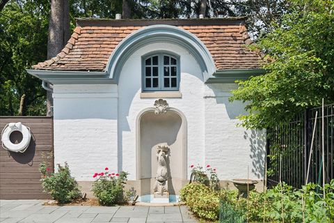 Tiny photo for 1436 S Estate Lane, Lake Forest, IL 60045 (MLS # 12542362)