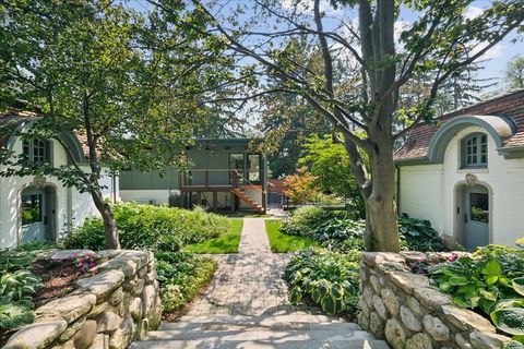 Tiny photo for 1436 S Estate Lane, Lake Forest, IL 60045 (MLS # 12542362)