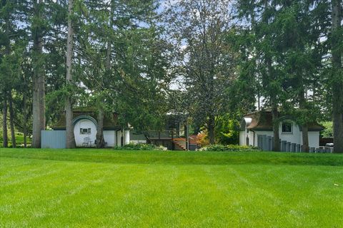 Tiny photo for 1436 S Estate Lane, Lake Forest, IL 60045 (MLS # 12542362)