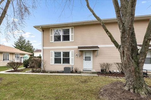 Tiny photo for 5332 Crescent Lane #C, Oak Forest, IL 60452 (MLS # 12583256)