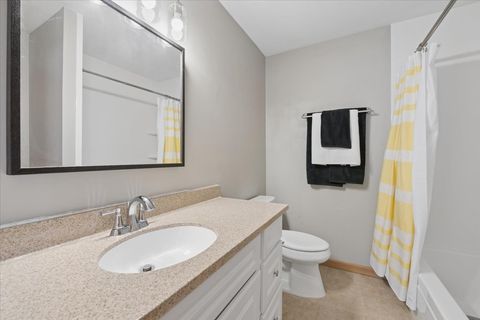 Tiny photo for 5332 Crescent Lane #C, Oak Forest, IL 60452 (MLS # 12583256)