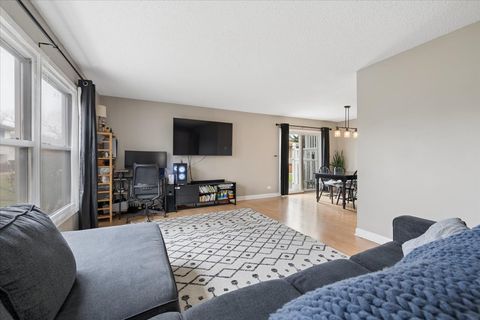 Tiny photo for 5332 Crescent Lane #C, Oak Forest, IL 60452 (MLS # 12583256)