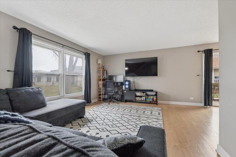 Tiny photo for 5332 Crescent Lane #C, Oak Forest, IL 60452 (MLS # 12583256)