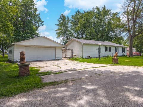 Tiny photo for 302 Norton Street, Cabery, IL 60919 (MLS # 12645630)