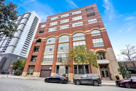 Photo of 2001 S Calumet Street #606, Chicago, IL 60616 (MLS # 12775543)