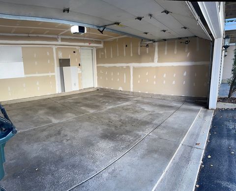 Tiny photo for 2358 TWILIGHT Drive, Aurora, IL 60503 (MLS # 12509457)