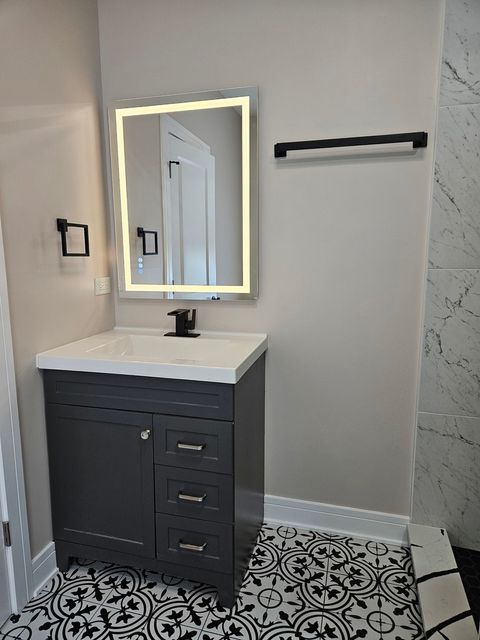 Tiny photo for 8548 S Essex Avenue, Chicago, IL 60617 (MLS # 12533702)