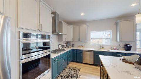 Tiny photo for Lot 17 S 5TH Street, Eldridge, IA 52748 (MLS # QC4266168)