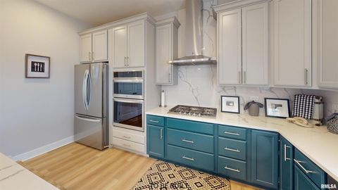 Tiny photo for Lot 17 S 5TH Street, Eldridge, IA 52748 (MLS # QC4266168)