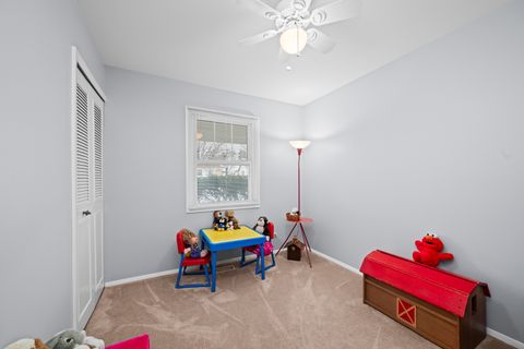 Tiny photo for 267 Timber Hill Road, Buffalo Grove, IL 60089 (MLS # 12557496)