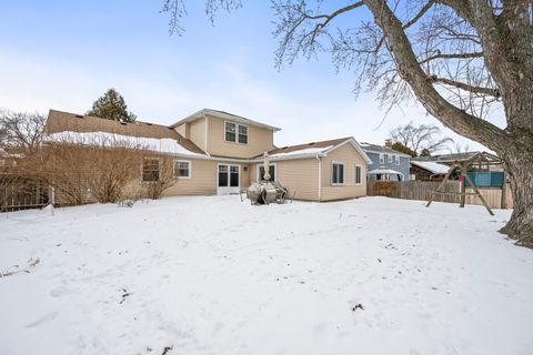 Tiny photo for 267 Timber Hill Road, Buffalo Grove, IL 60089 (MLS # 12557496)