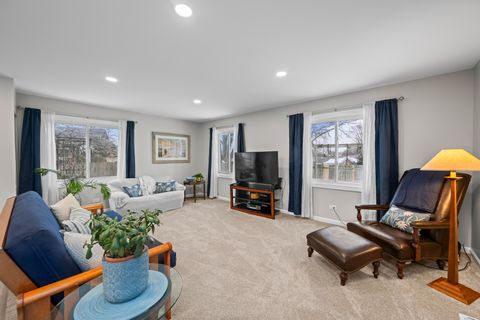 Tiny photo for 267 Timber Hill Road, Buffalo Grove, IL 60089 (MLS # 12557496)