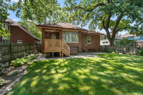 Tiny photo for 9237 S Longwood Drive, Chicago, IL 60643 (MLS # 12684289)