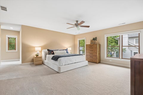 Tiny photo for 420 N Lincoln Street, Hinsdale, IL 60521 (MLS # 12768385)