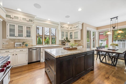 Tiny photo for 420 N Lincoln Street, Hinsdale, IL 60521 (MLS # 12768385)