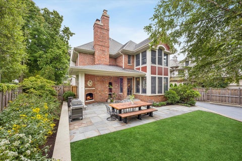 Tiny photo for 420 N Lincoln Street, Hinsdale, IL 60521 (MLS # 12768385)