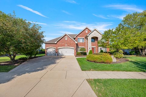 Photo of 1990 Edgeview Drive, New Lenox, IL 60451 (MLS # 12496659) Photo of 1990 Edgeview Drive, New Lenox, IL 60451 (MLS # 12496659)