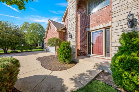 Tiny photo for 1990 Edgeview Drive, New Lenox, IL 60451 (MLS # 12496659)