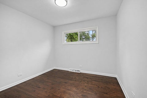 Tiny photo for 701 W Vermont Street, Villa Park, IL 60181 (MLS # 12721179)