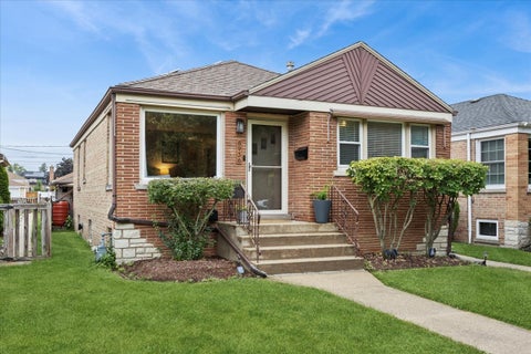 Tiny photo for 8936 W Forestview Avenue, North Riverside, IL 60546 (MLS # 12711182)