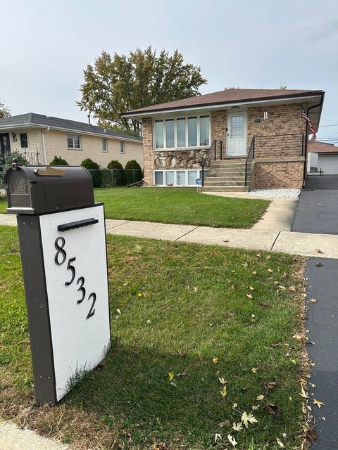 Tiny photo for 8532 S 78th Avenue, Bridgeview, IL 60455 (MLS # 12797723)