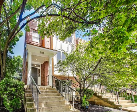 5148 Cleveland Street Skokie IL 60077