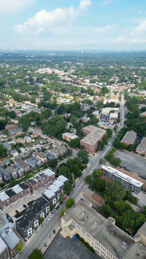Tiny photo for 5148 Cleveland Street, Skokie, IL 60077 (MLS # 12458813)