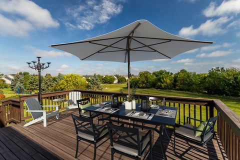 Tiny photo for 3835 Parsons Road, Carpentersville, IL 60110 (MLS # 12478331)