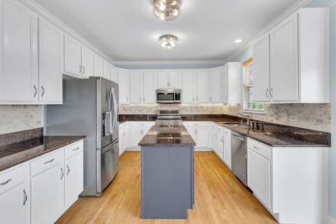 Tiny photo for 3835 Parsons Road, Carpentersville, IL 60110 (MLS # 12478331)