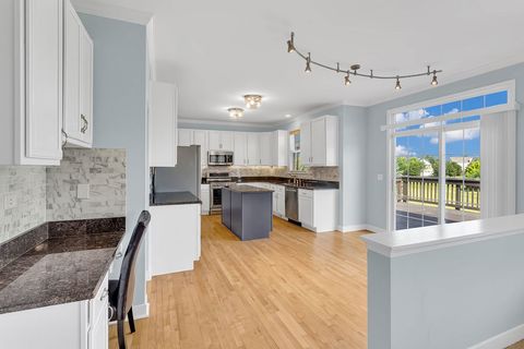 Tiny photo for 3835 Parsons Road, Carpentersville, IL 60110 (MLS # 12478331)