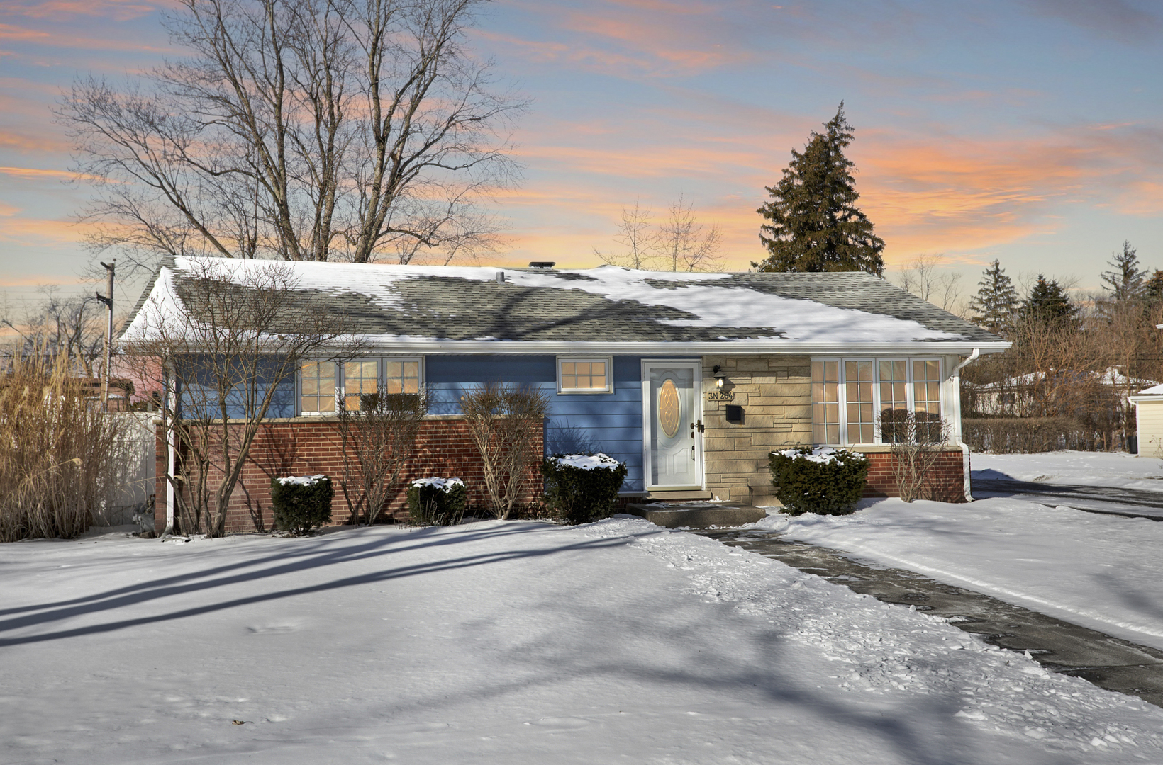 3N264 N Howard Avenue