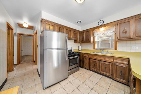 Tiny photo for 3839 W 68th Place, Chicago, IL 60629 (MLS # 12500696)