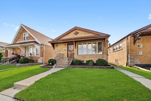Tiny photo for 3839 W 68th Place, Chicago, IL 60629 (MLS # 12500696)