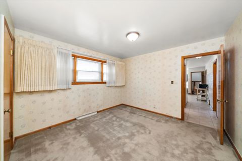 Tiny photo for 3839 W 68th Place, Chicago, IL 60629 (MLS # 12500696)