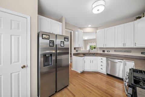 Tiny photo for 9046 Mansfield Drive, Tinley Park, IL 60487 (MLS # 12725697)