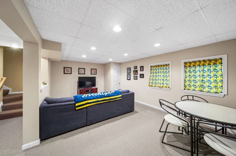 Tiny photo for 9046 Mansfield Drive, Tinley Park, IL 60487 (MLS # 12725697)