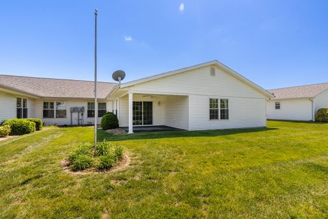 Tiny photo for 3206 Cherokee Drive, Marion, IL 62959 (MLS # 12642819)
