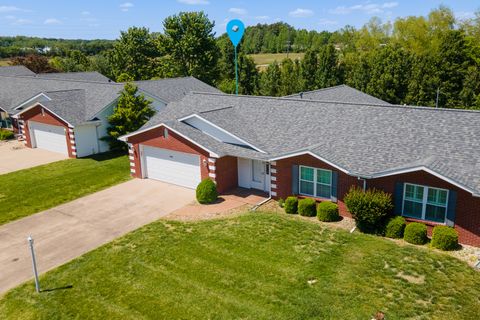 Tiny photo for 3206 Cherokee Drive, Marion, IL 62959 (MLS # 12642819)