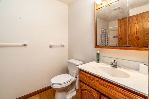 Tiny photo for 3206 Cherokee Drive, Marion, IL 62959 (MLS # 12642819)