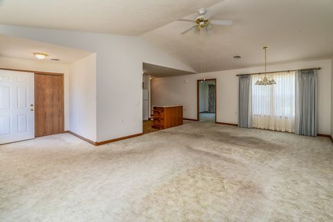 Tiny photo for 3206 Cherokee Drive, Marion, IL 62959 (MLS # 12642819)