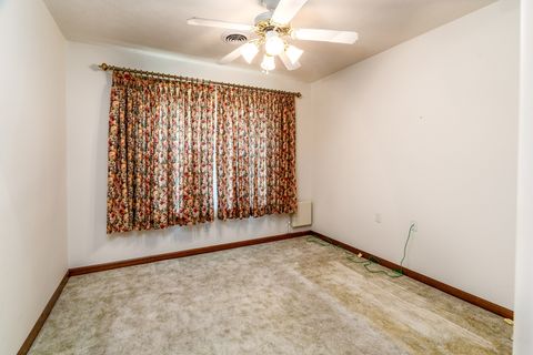 Tiny photo for 3206 Cherokee Drive, Marion, IL 62959 (MLS # 12642819)