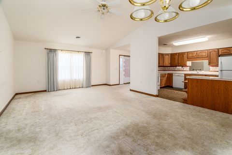 Tiny photo for 3206 Cherokee Drive, Marion, IL 62959 (MLS # 12642819)