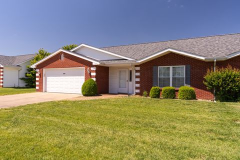Photo of 3206 Cherokee Drive, Marion, IL 62959 (MLS # 12642819)