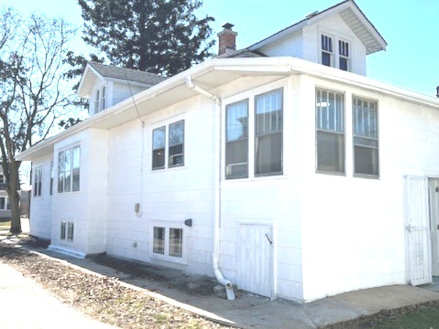 1548 Campbell Avenue